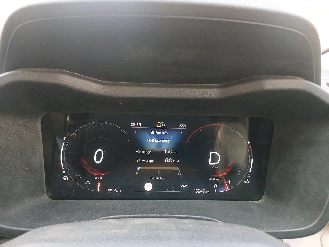 2024 Mahindra XUV 3XO AX5L 1.2 TGDi AT, Petrol, Automatic, 15,947 km, interior