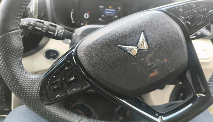 2024 Mahindra XUV 3XO AX5L 1.2 TGDi AT, Petrol, Automatic, 15,947 km, interior