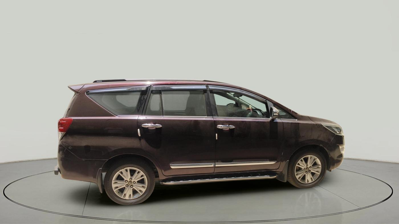 2016 Toyota Innova Crysta 2.4 ZX 7 STR, Diesel, Manual, 2,25,553 km, exterior
