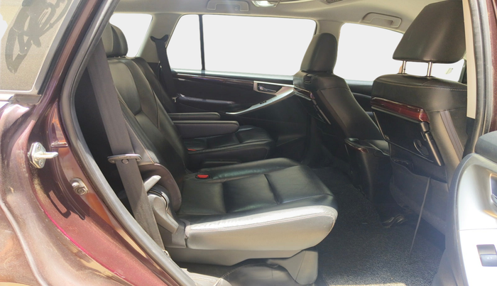 2016 Toyota Innova Crysta 2.4 ZX 7 STR, Diesel, Manual, 2,25,553 km, interior