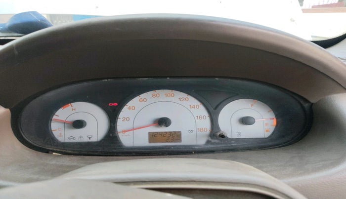 2012 Mahindra Xylo D2, Diesel, Manual, 1,24,232 km, interior