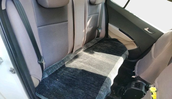 2014 Hyundai Xcent S 1.2, Petrol, Manual, 30,646 km, interior