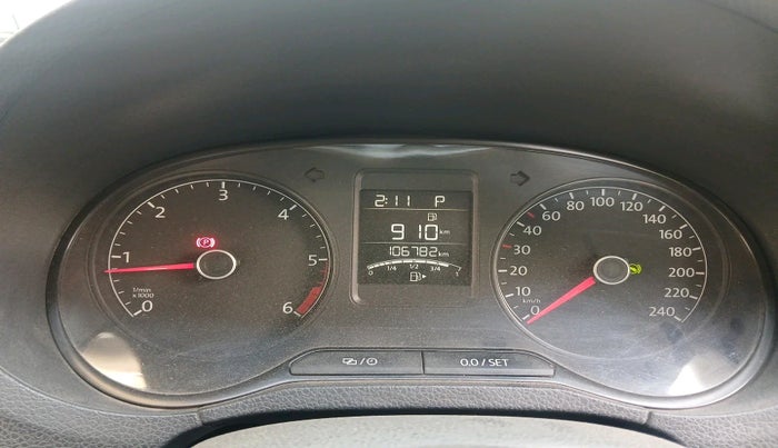 2017 Volkswagen Ameo COMFORTLINE 1.5 AT, Diesel, Automatic, 1,06,782 km, interior