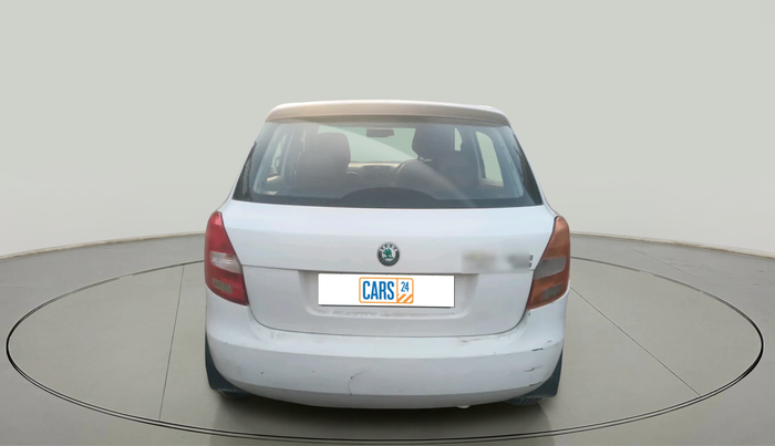 2011 Skoda Fabia AMBIENTE 1.2 MPI, Petrol, Manual, 1,21,112 km, exterior