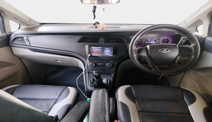 2019 Mahindra MARAZZO M2 8 STR, Diesel, Manual, 2,69,255 km, interior