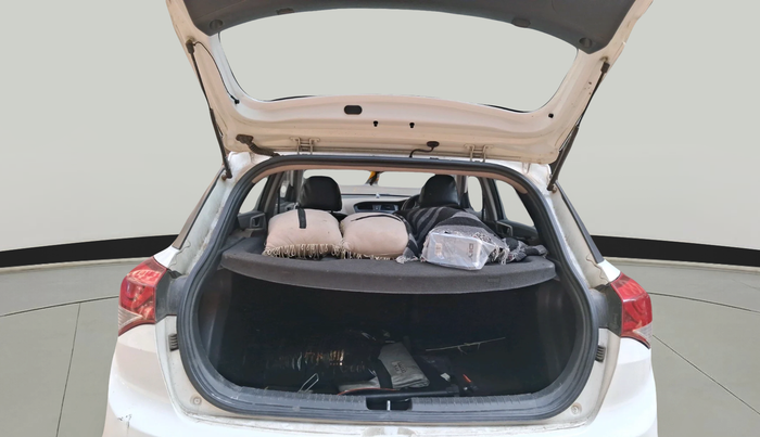 2015 Hyundai Elite i20 ASTA 1.2 (O), Petrol, Manual, 1,19,694 km, exterior