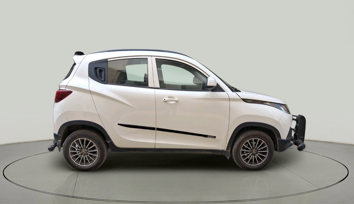 2016 Mahindra Kuv100 K4 6 STR, Petrol, Manual, 21,203 km, exterior