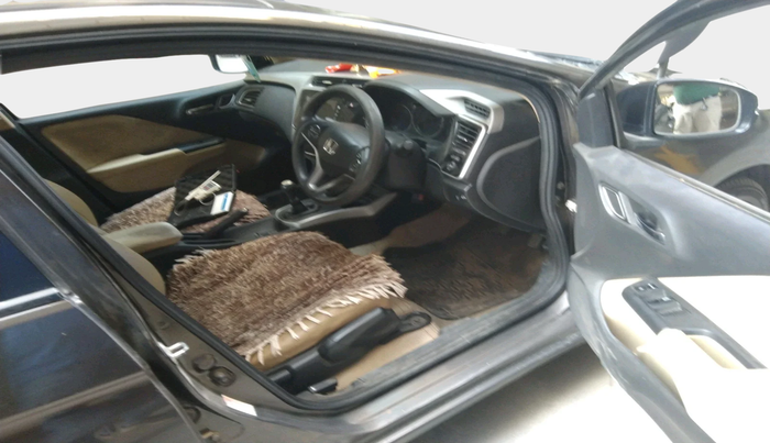 2018 Honda City 1.5L I-DTEC V, Diesel, Manual, 1,59,115 km, interior