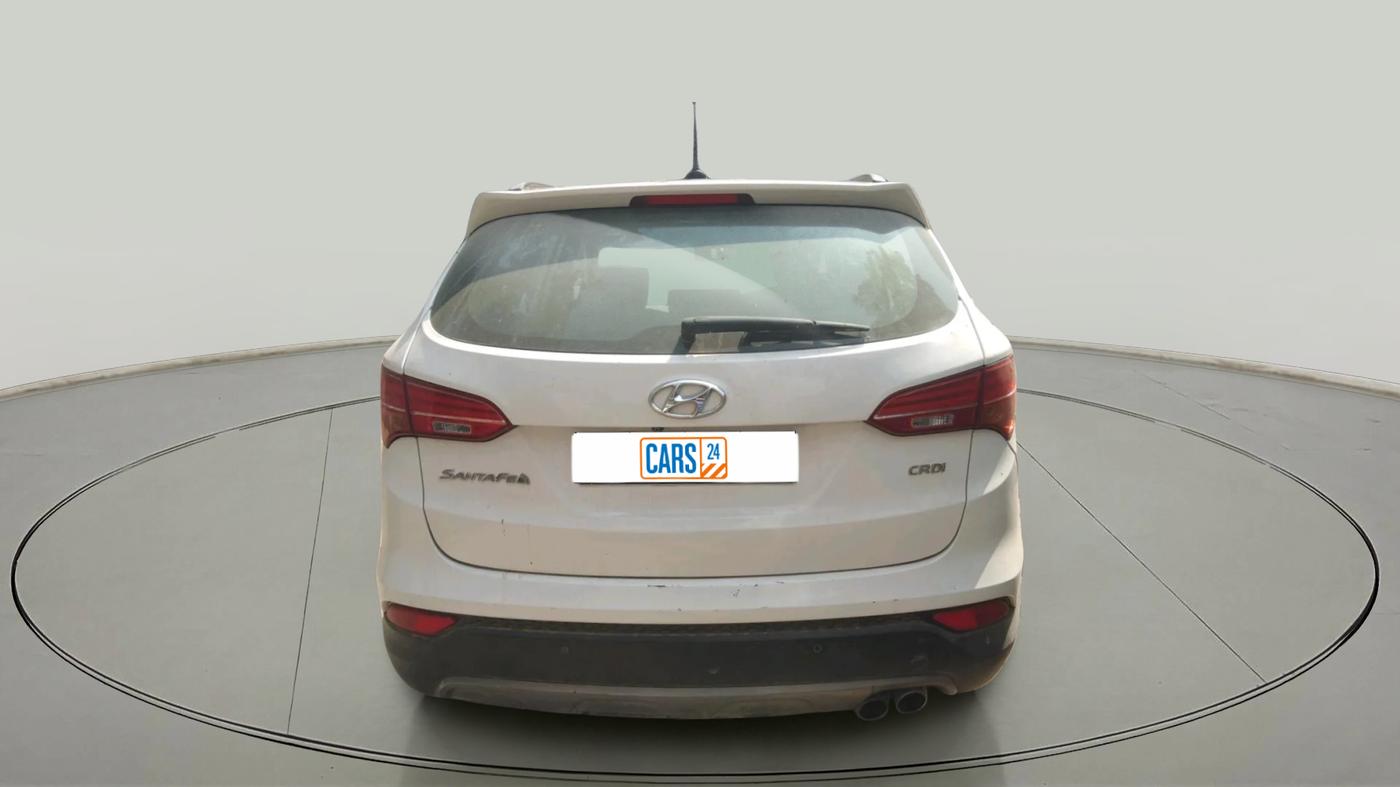2016 Hyundai Santa Fe 2 WD AT, Diesel, Automatic, 1,88,069 km, exterior