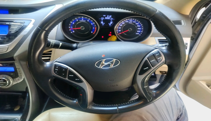 2013 Hyundai New Elantra 1.8 SX MT VTVT, Petrol, Manual, 66,821 km, interior