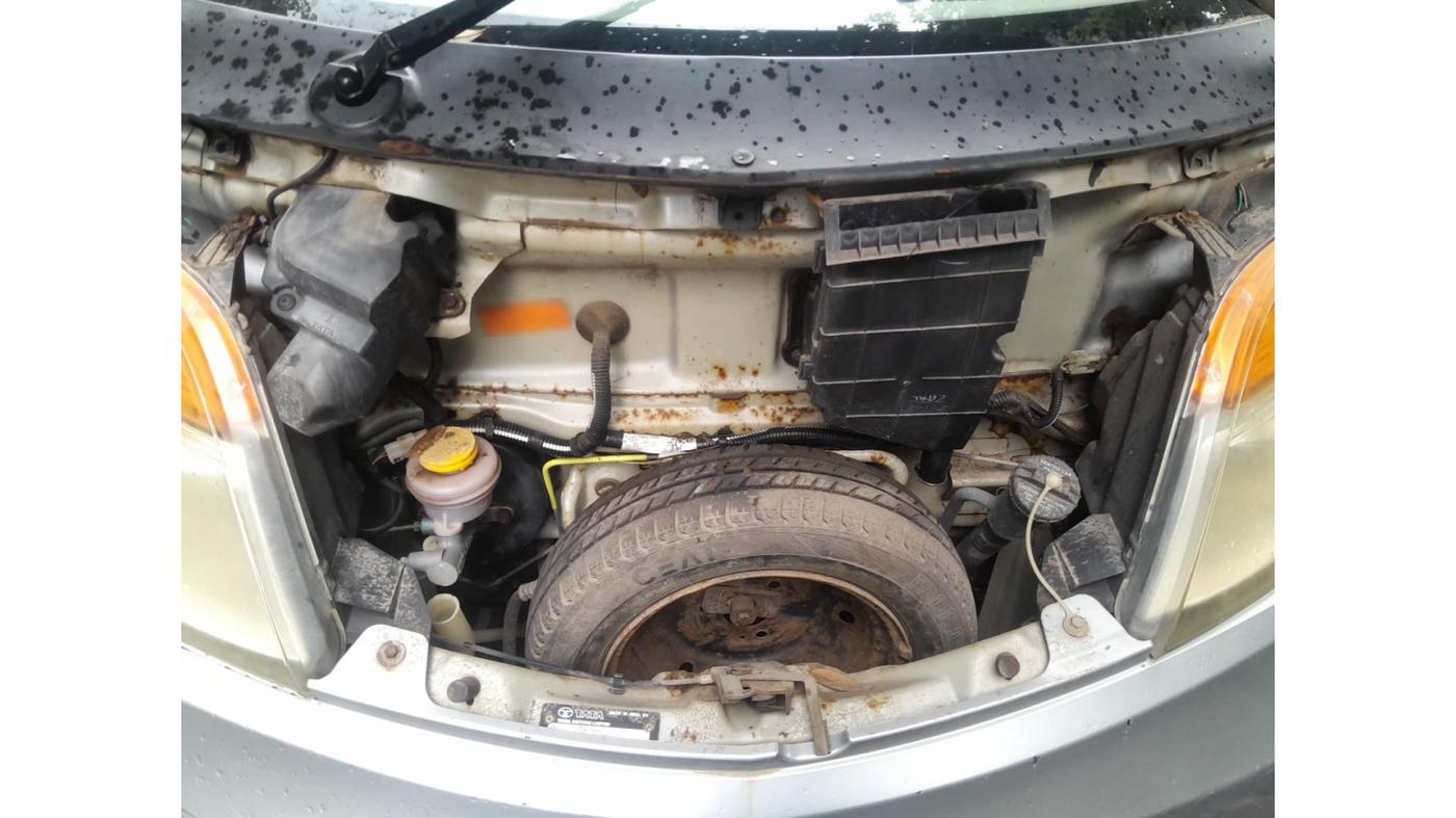 2010 Tata Nano LX, Petrol, Manual, 13,687 km, exterior
