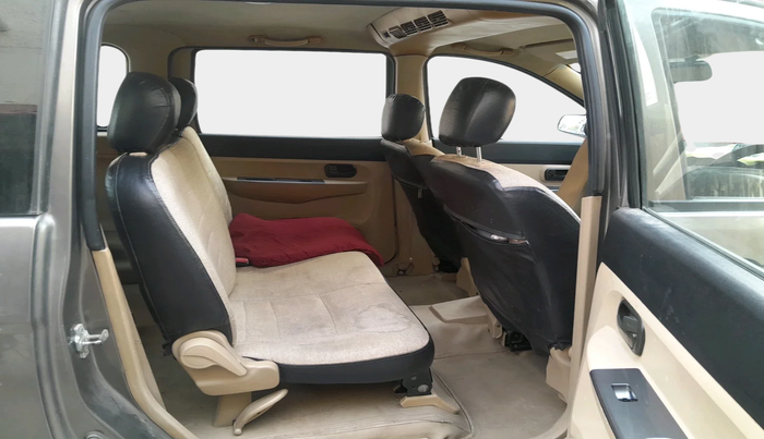 2013 Chevrolet Enjoy 1.3 LS 8 STR, Diesel, Manual, 1,04,787 km, interior