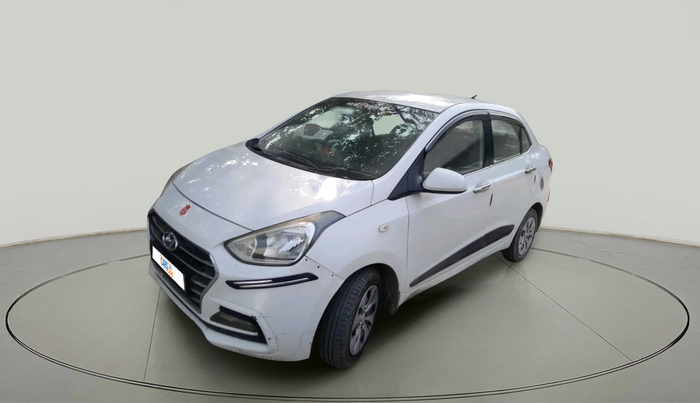 2018 Hyundai Xcent E+, Petrol, Manual, 1,17,592 km, exterior