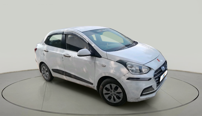 2018 Hyundai Xcent E+, Petrol, Manual, 1,17,592 km, exterior