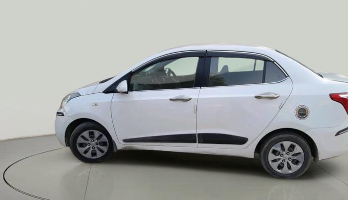 2018 Hyundai Xcent E+, Petrol, Manual, 1,17,592 km, exterior
