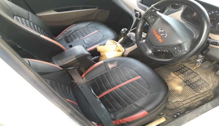 2018 Hyundai Xcent E+, Petrol, Manual, 1,17,592 km, interior