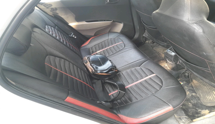 2018 Hyundai Xcent E+, Petrol, Manual, 1,17,592 km, interior