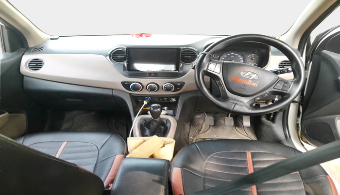 2018 Hyundai Xcent E+, Petrol, Manual, 1,17,592 km, interior