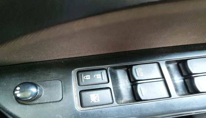 2014 Maruti Swift VDI, Diesel, Manual, 1,08,949 km, interior