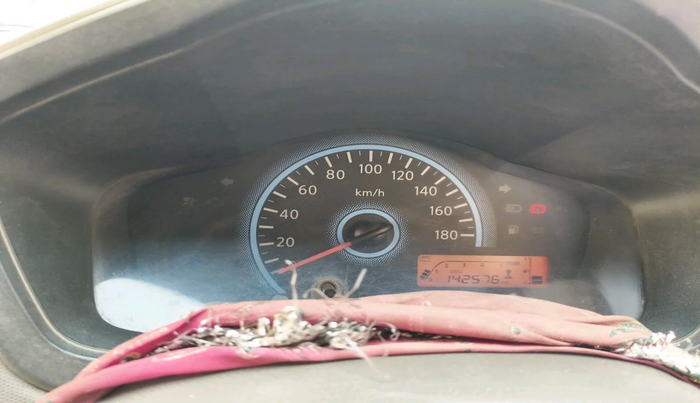 2017 Datsun Redi Go T (O), Petrol, Manual, 1,42,576 km, interior