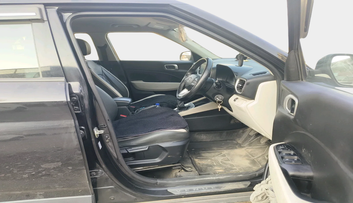 2023 Hyundai VENUE S(O) 1.2, Petrol, Manual, 66,550 km, interior