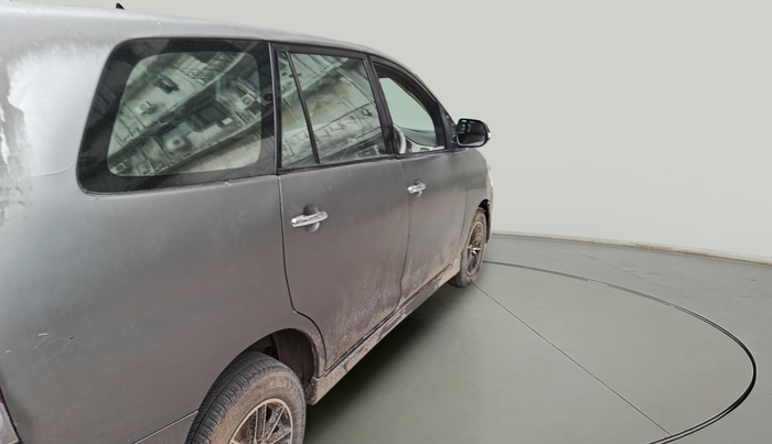 2012 Toyota Innova 2.5 VX 8 STR, Diesel, Manual, 1,40,144 km, exterior
