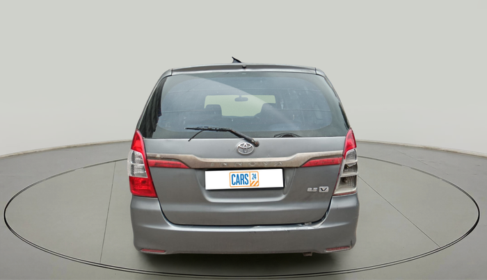 2012 Toyota Innova 2.5 VX 8 STR, Diesel, Manual, 1,40,144 km, exterior