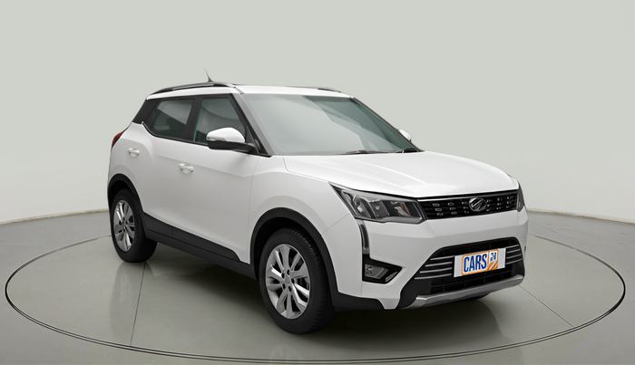2019 Mahindra XUV300 W8 1.5 DIESEL, Diesel, Manual, 1,17,403 km, exterior