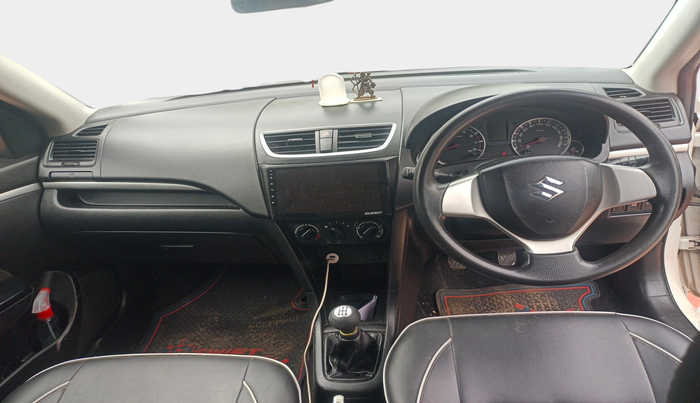 2013 Maruti Swift VXI, Petrol, Manual, 1,69,652 km, interior