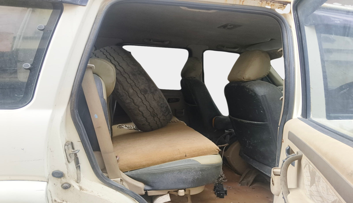 2011 Mahindra Scorpio SLE, Diesel, Manual, 1,89,459 km, interior