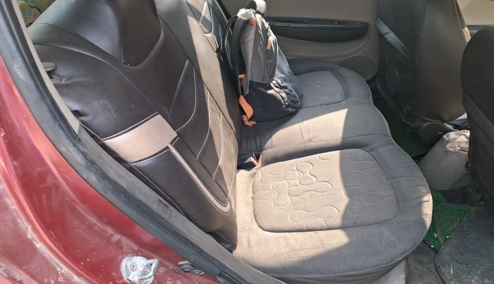 2011 Hyundai i20 MAGNA 1.2, Petrol, Manual, 1,37,562 km, interior