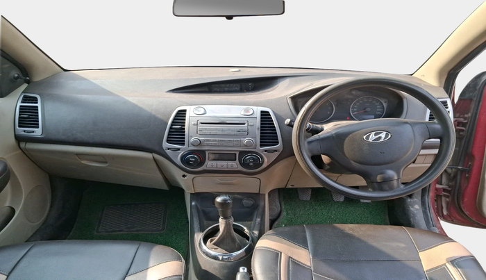 2011 Hyundai i20 MAGNA 1.2, Petrol, Manual, 1,37,562 km, interior