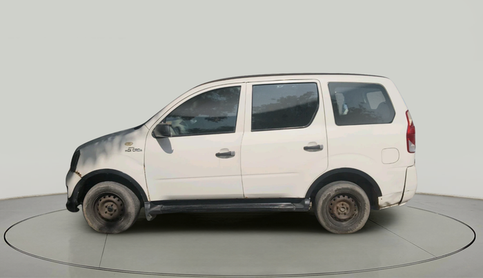 2016 Mahindra Xylo D4, Diesel, Manual, 2,20,725 km, exterior