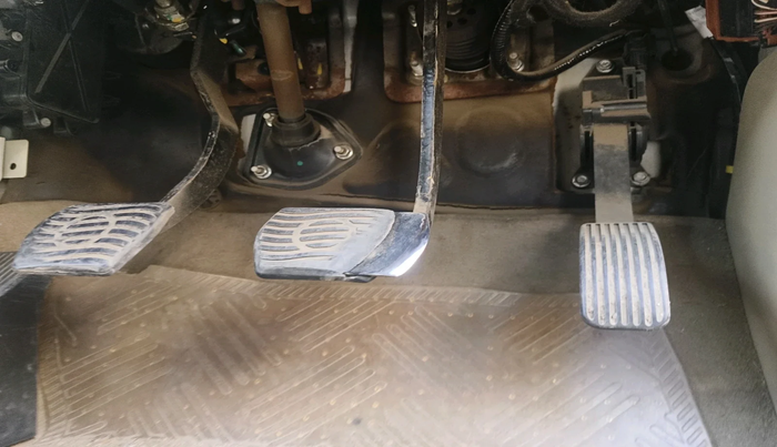 2016 Mahindra Xylo D4, Diesel, Manual, 2,20,725 km, interior