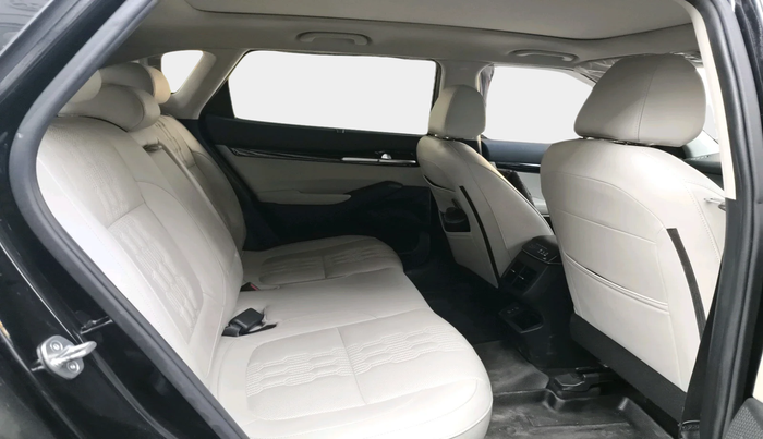 2024 KIA SELTOS HTX 1.5 Diesel MT, Diesel, Manual, 29,471 km, interior