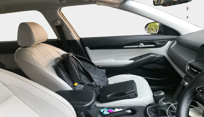 2024 KIA SELTOS HTX 1.5 Diesel MT, Diesel, Manual, 29,471 km, interior