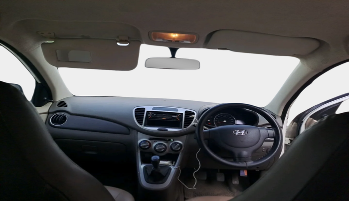 2014 Hyundai i10 MAGNA 1.1, Petrol, Manual, 51,113 km, interior