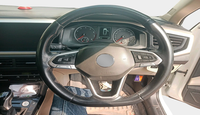 2023 Volkswagen VIRTUS HIGHLINE TSI 1.0 AT, Petrol, Automatic, 49,157 km, interior