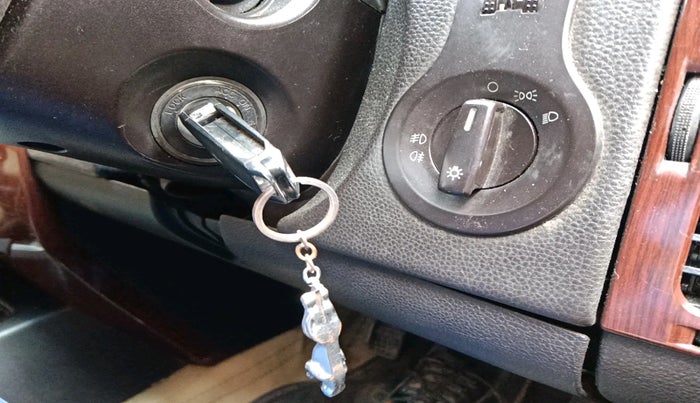 2012 Tata Aria PLEASURE 4X2, Diesel, Manual, 1,12,945 km, interior