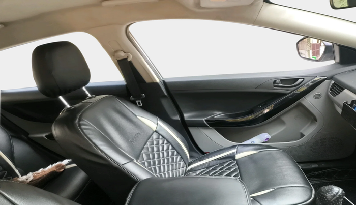 2018 Tata NEXON XM DIESEL, Diesel, Manual, 92,445 km, interior