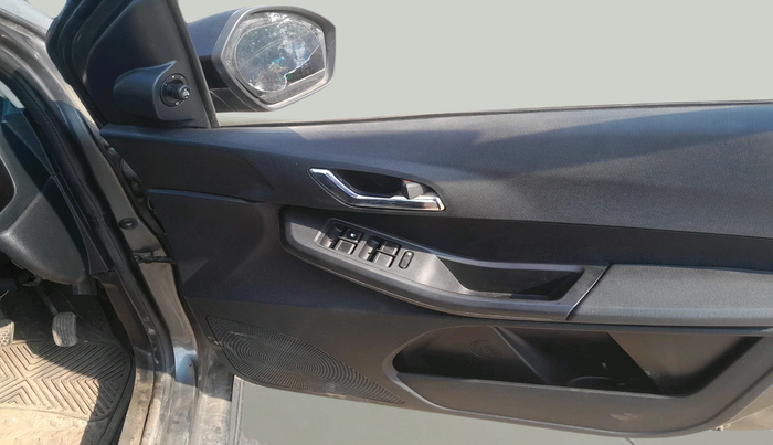 2023 Tata TIAGO NRG XZ MT, Petrol, Manual, 49,640 km, interior