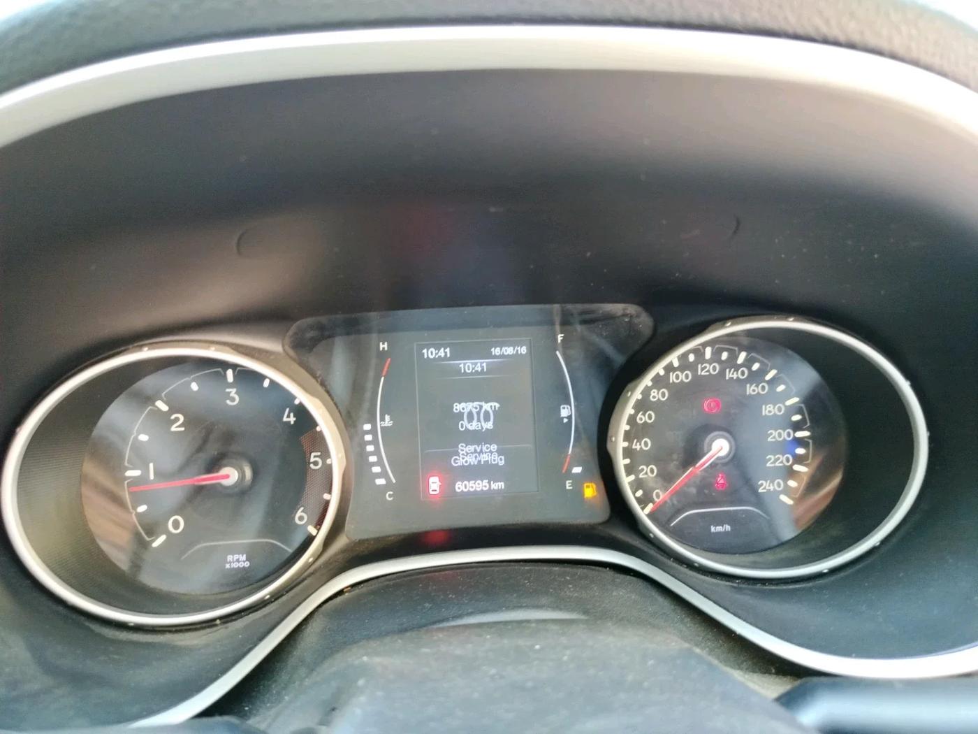 2017 Jeep Compass LIMITED (O) 2.0 DIESEL, Diesel, Manual, 60,600 km, interior