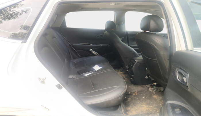 2022 Hyundai NEW I20 ASTA (O) 1.2 MT, Petrol, Manual, 77,985 km, interior