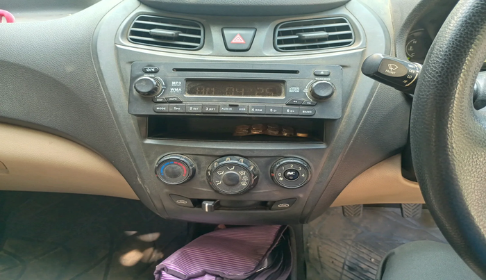 2015 Hyundai Eon D-LITE+, Petrol, Manual, 72,443 km, interior
