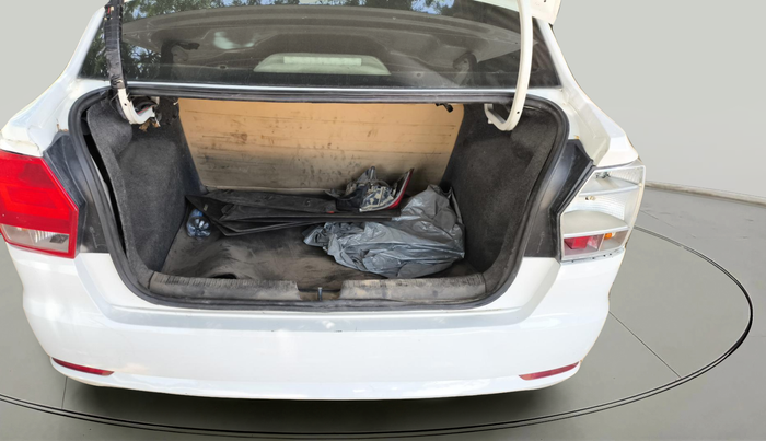 2017 Volkswagen Ameo TRENDLINE 1.5L, Diesel, Manual, 1,67,039 km, exterior