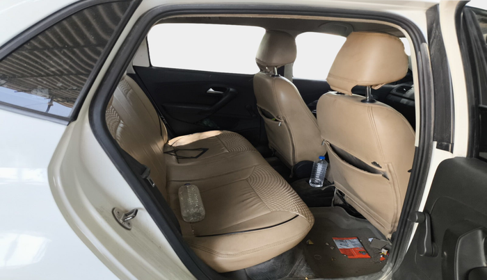 2017 Volkswagen Ameo TRENDLINE 1.5L, Diesel, Manual, 1,67,039 km, interior