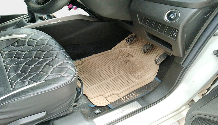 2020 Maruti Baleno ZETA PETROL 1.2, Petrol, Manual, 29,504 km, interior