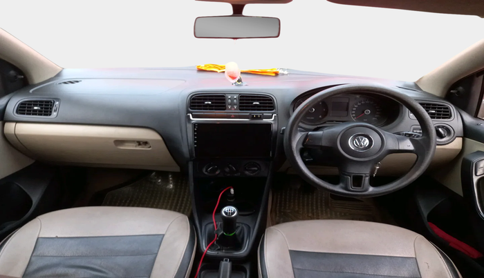 2010 Volkswagen Polo COMFORTLINE 1.2L, Diesel, Manual, 1,19,014 km, interior