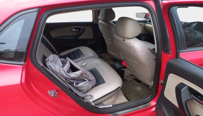 2010 Volkswagen Polo COMFORTLINE 1.2L, Diesel, Manual, 1,19,014 km, interior