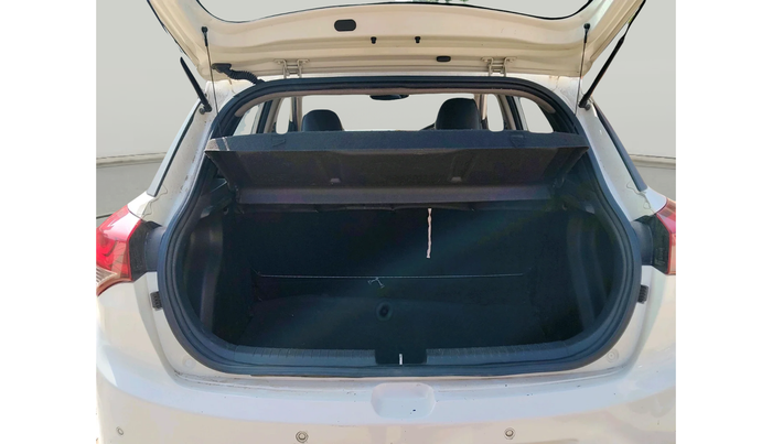 2014 Hyundai Elite i20 SPORTZ 1.2, Petrol, Manual, 1,42,390 km, exterior